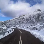Hospederia Del Santuario De La Pena De Francia فندق El Cabaco