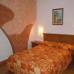 فندق Hospederia Del Santuario De La Pena De Francia 3*