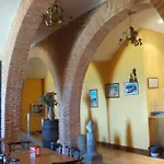 Hospederia Del Santuario De La Pena De Francia