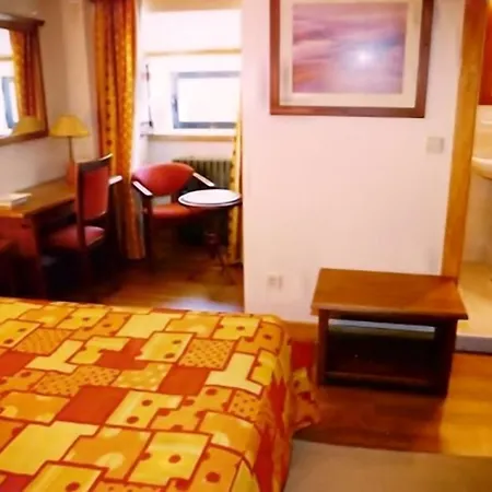 Hospederia Del Santuario De La Pena De Francia 3* El Cabaco