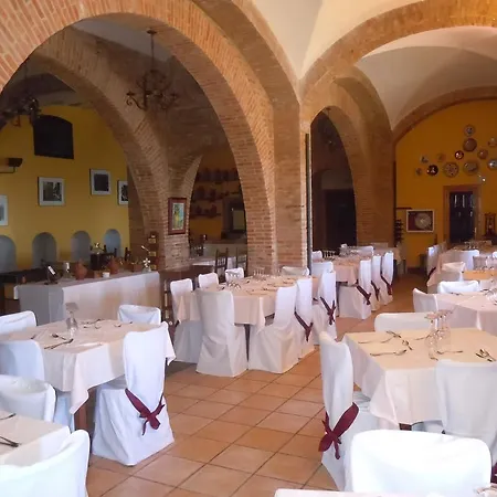 Hospederia Del Santuario De La Pena De Francia Hotel El Cabaco