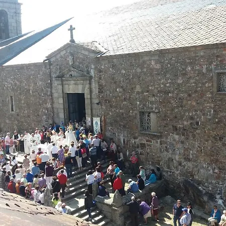 Hospederia Del Santuario De La Pena De Francia