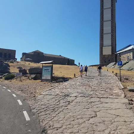 Hospederia Del Santuario De La Pena De Francia