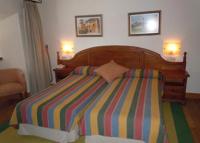 Hotel Hospederia Del Santuario De La Pena De Francia 3*