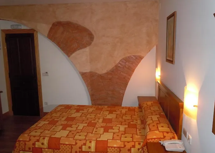 Hospederia Del Santuario De La Pena De Francia Hotel