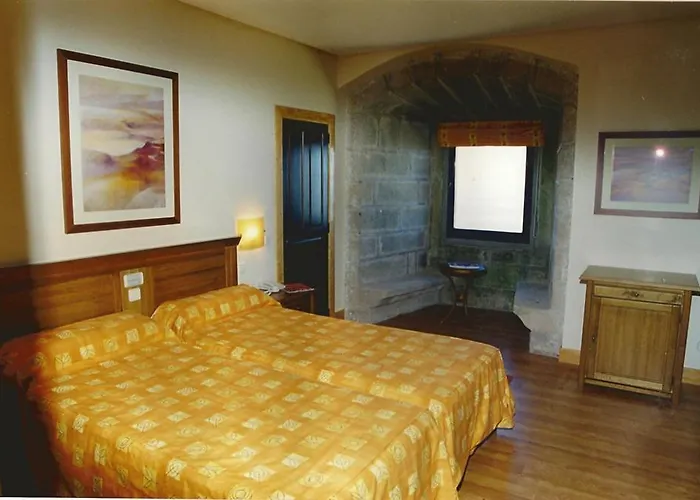 Hotel Hospederia Del Santuario De La Pena De Francia 3*