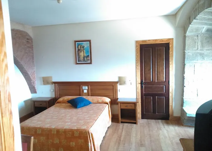 Hospederia Del Santuario De La Pena De Francia 3* El Cabaco