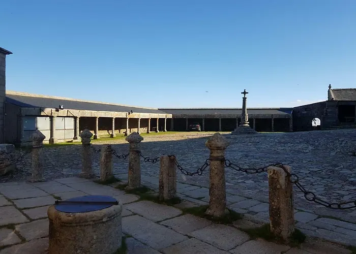 Hospederia Del Santuario De La Pena De Francia Hotel